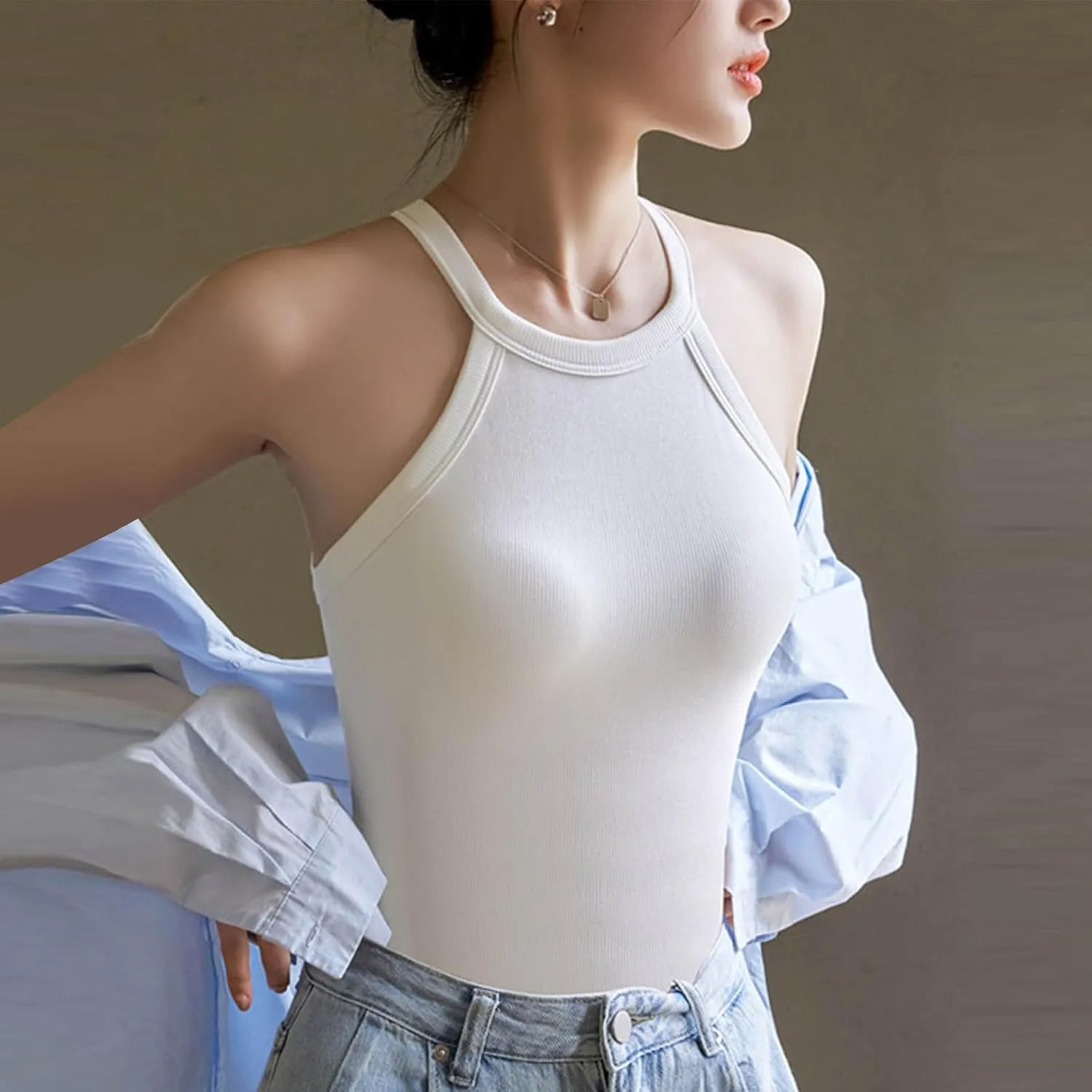 Camisole Tops for Women Built in Bra Casial High Neak Sleeveless Cami Shirts Trendy Spring Summer Workout Under Clothes