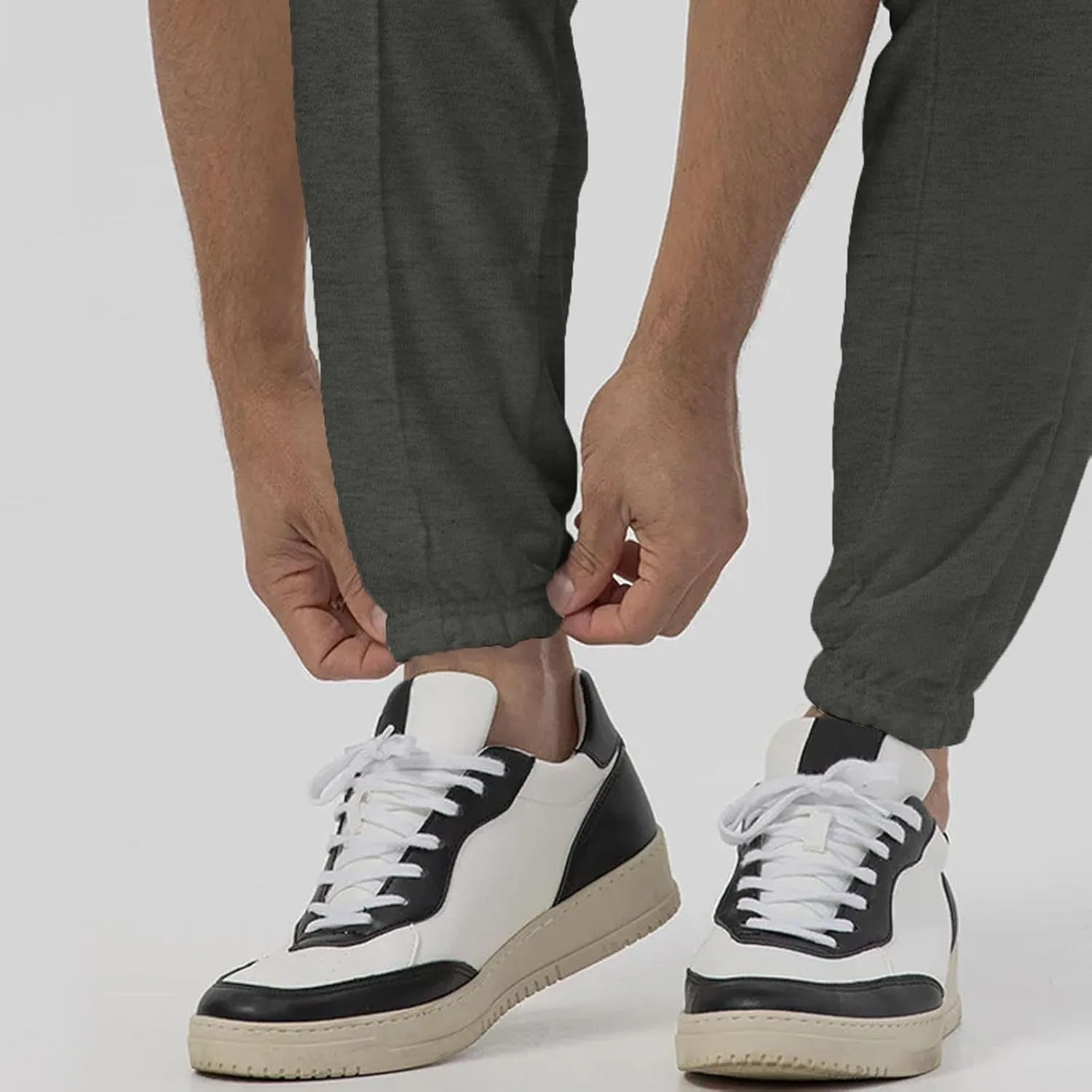 Cargo Sweatpants for Men Loose Fit Casual Pants Active Athletic Workout Baggy Jogger Drawstring Pants with Pockets