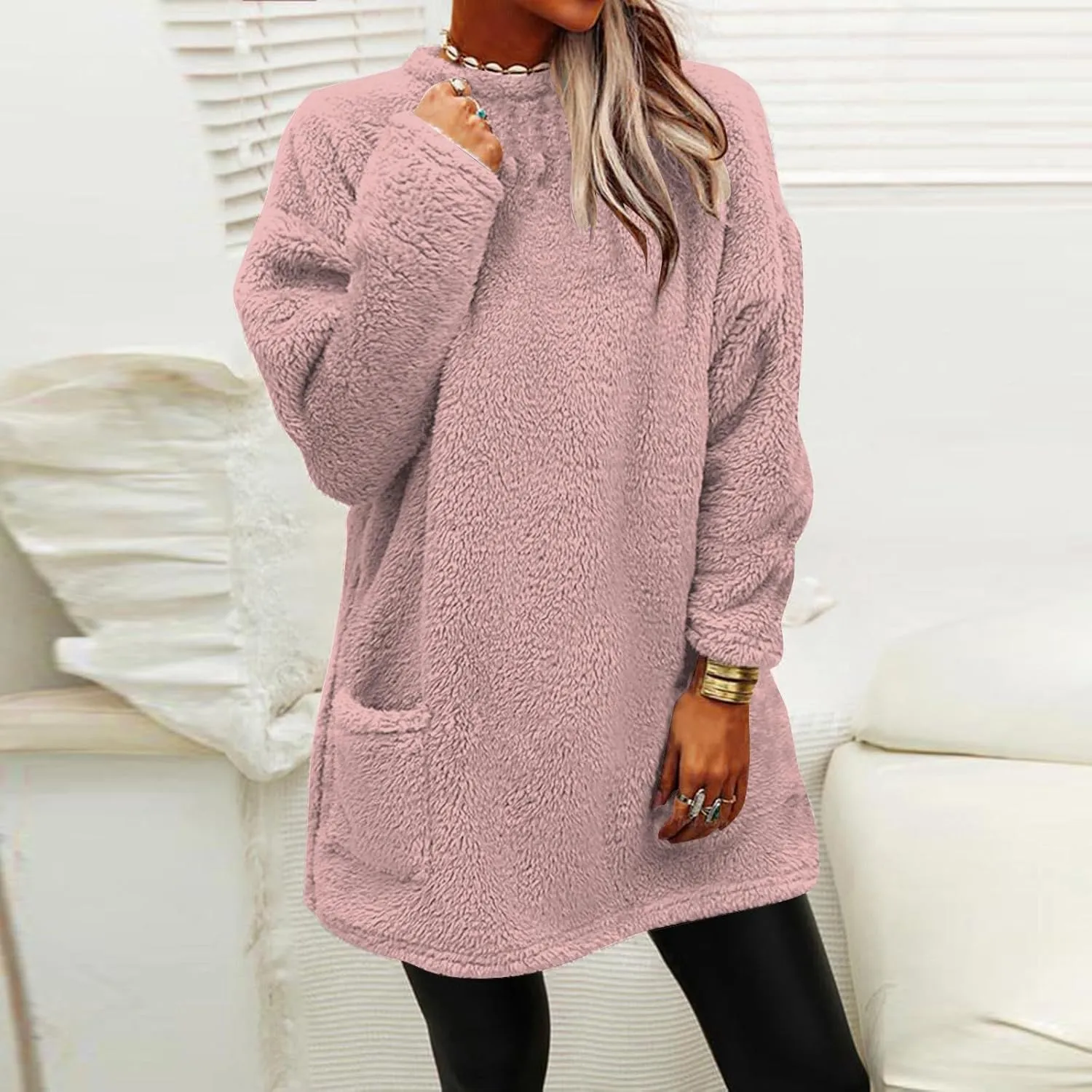 Fleece Pullover Women Fuzzy Sweaters for Women Crew Neck Sweatshirts Winter Warm Loungewear Tops with Pockets
