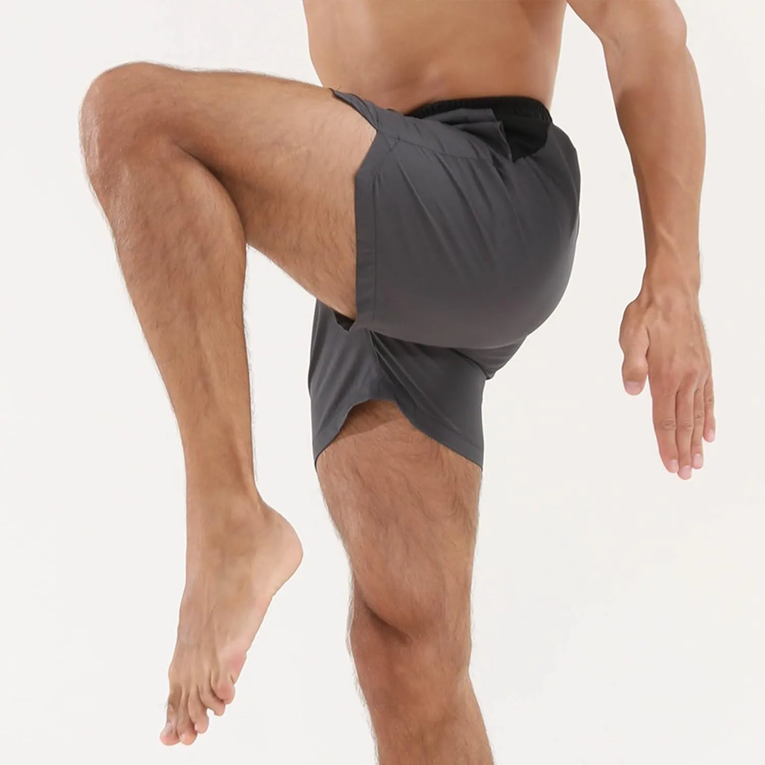 Men Stretch Quick Dry Gym Workout Shorts Mesh Lightweight Athletic Shorts Training Running Sports Jogger with Pockets