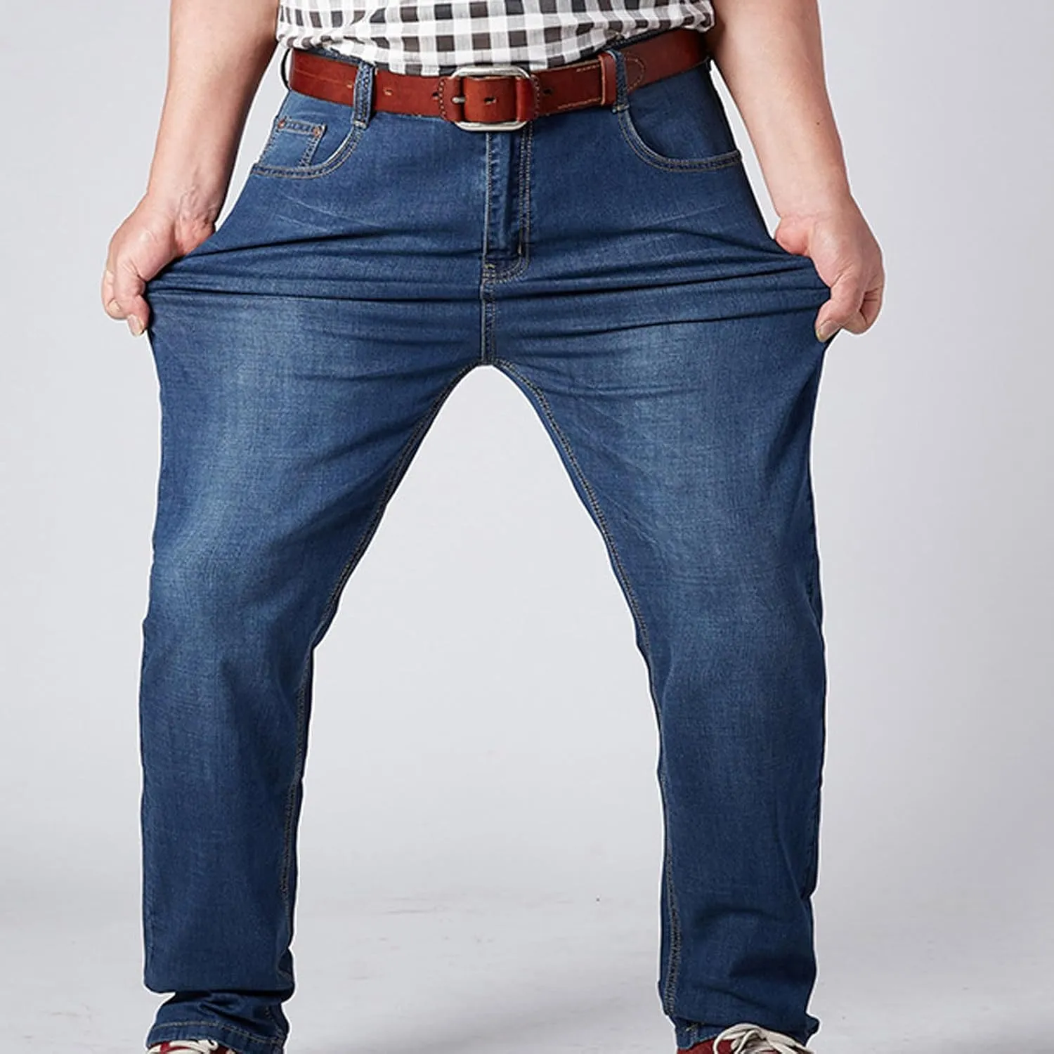 Men's Regular Fit Baggy Straight Leg Jeans Casual Loose Elastic Waist Relaxed Fit Denim Pants Lightweight Work Jean