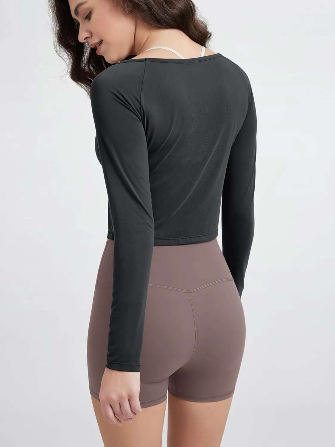 ODODOS Women's Peach-Soft Cropped Long Sleeve Tee, Wide Scoop Neck, Raglan Sleeves, Casual Yoga & Lounge Shirt