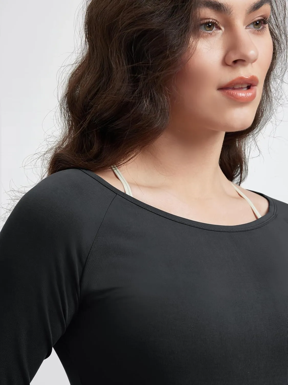 ODODOS Women's Peach-Soft Cropped Long Sleeve Tee, Wide Scoop Neck, Raglan Sleeves, Casual Yoga & Lounge Shirt