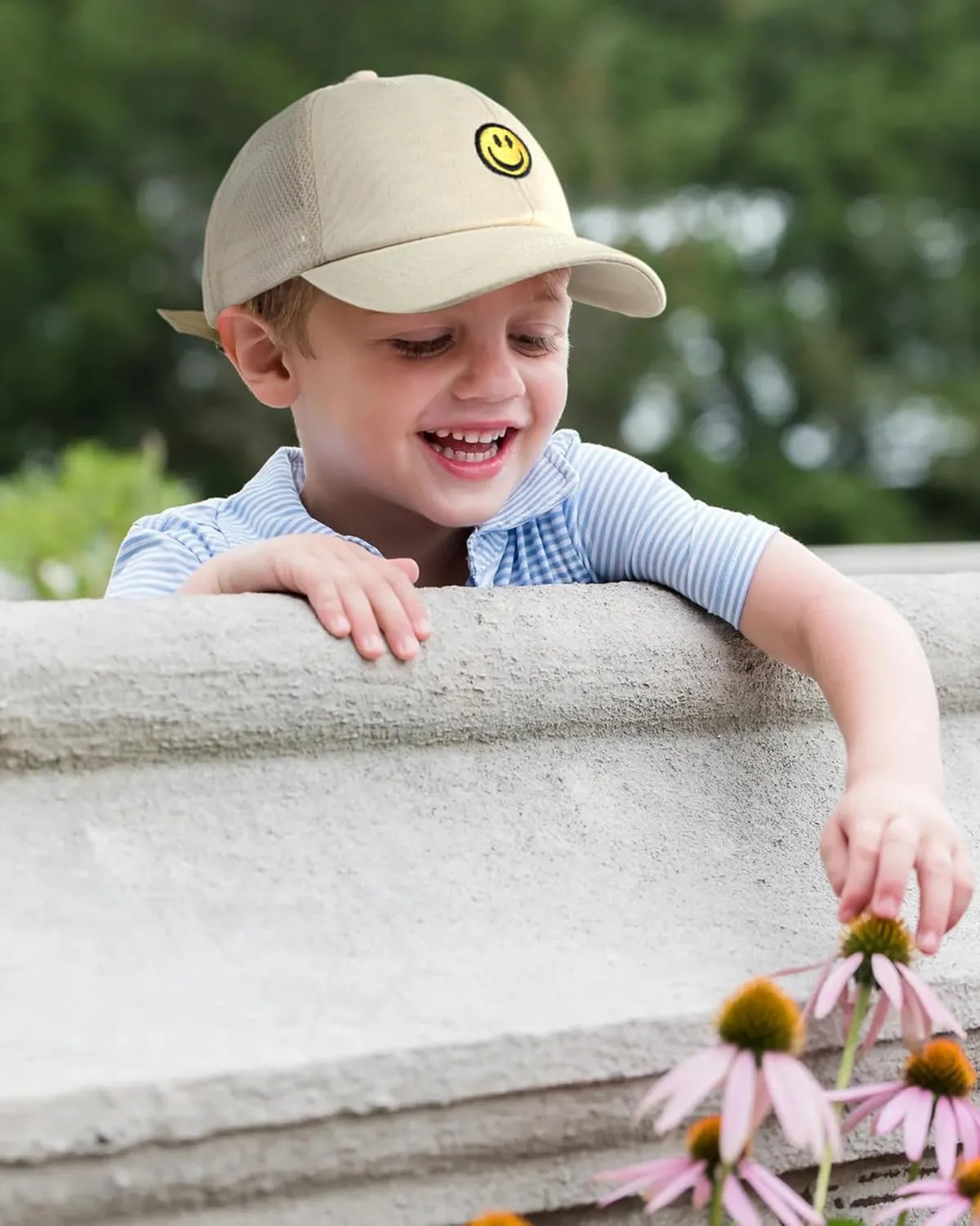 SONMONY Kids Baseball Hat Smiley Face Toddler Trucker Hats Lightweight Mesh Back Trucker Cap for Girls Boys