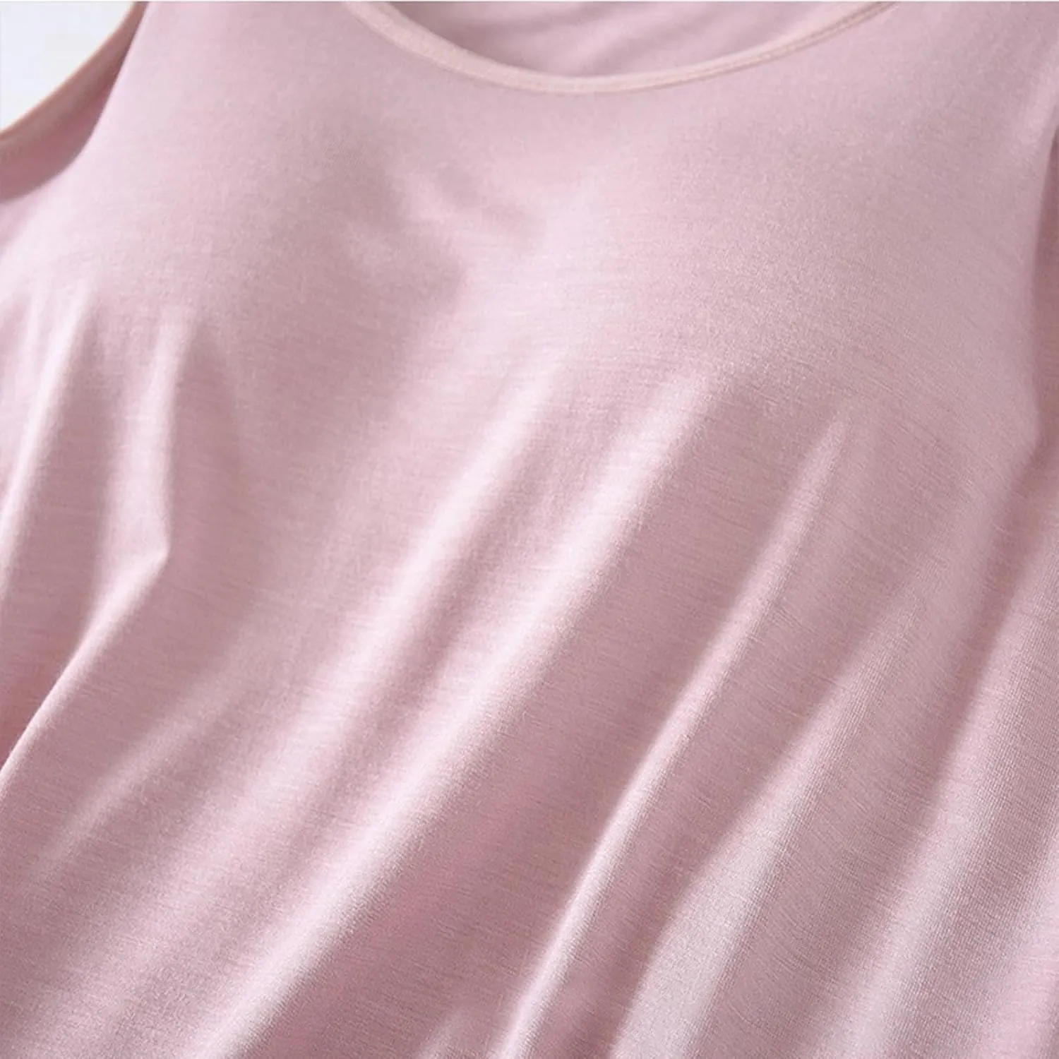 Tank Top with Built in Bra for Women Camisole Spaghetti Strap Workout Yoga Shirts Basic Padded Tank Tops 2025 Summer Clothes