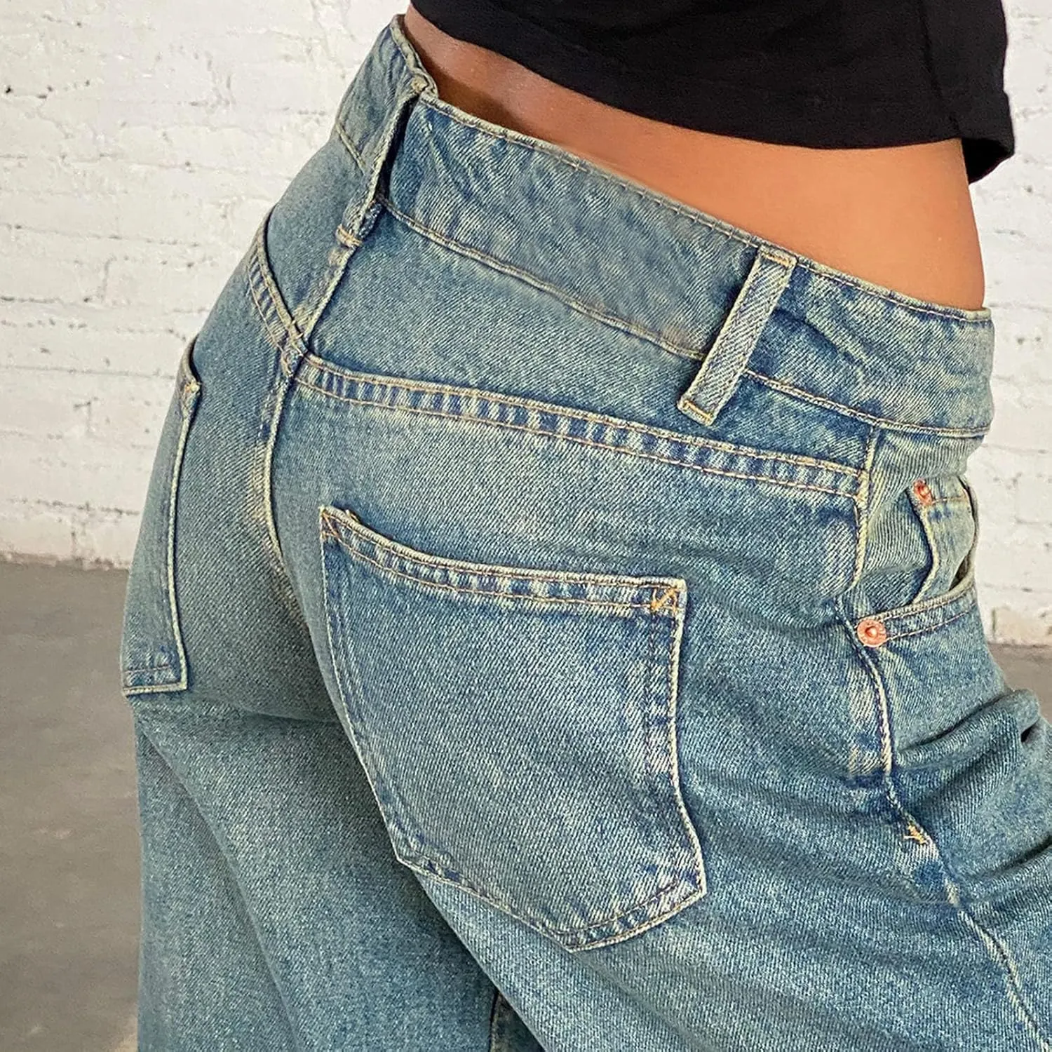Vintage High Waisted Straight Leg Jeans for Women Relaxed Fit Stretch Denim Casual Wear with Pocket Details Streetwear