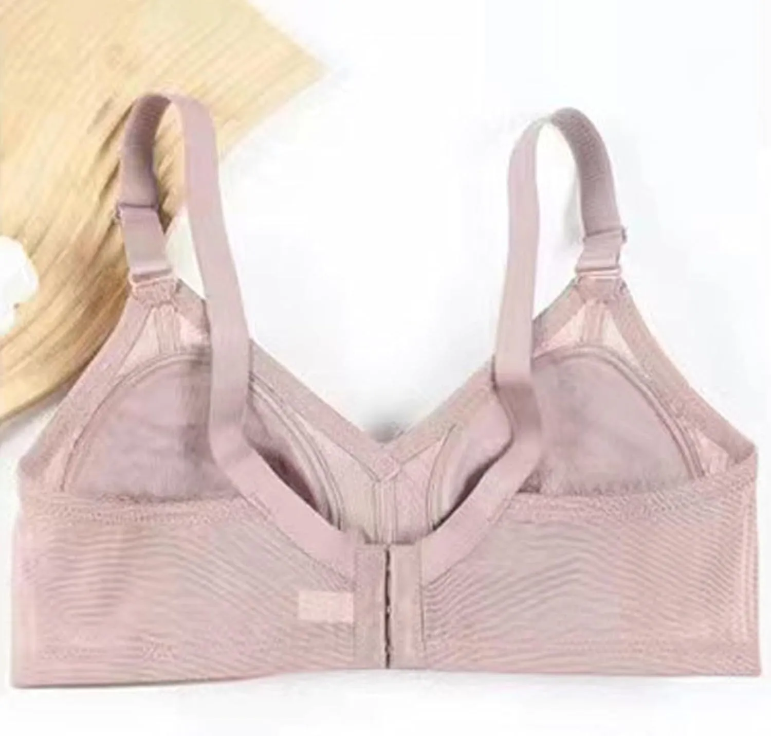Women's Bras for Older Women Brasieres Seamless Black Bandeau Top with Built in Bra Wireless Padless Bras for Women